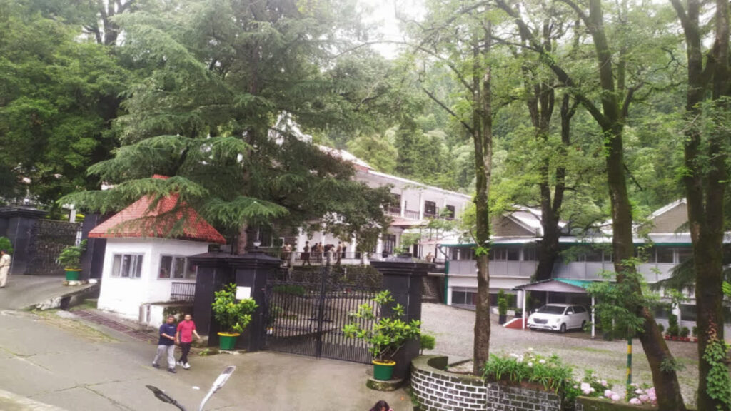 पौड़ी हाट गांव शंकराचार्य निर्मित मंदिर की सुरक्षा पर सुनवाई, रिपोर्ट पर हाईकोर्ट ने टीएचडीसी से मांगा शपथ पत्र